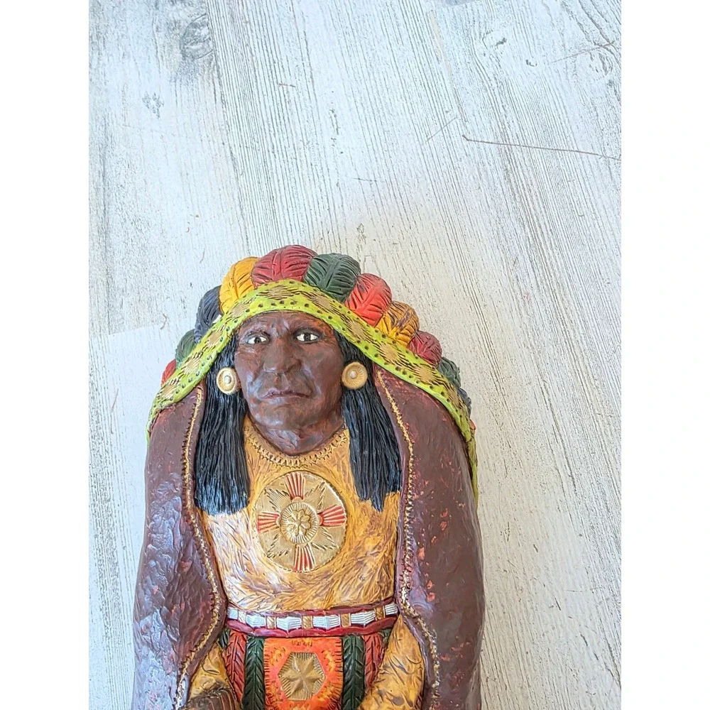 Vintage Giuseppe Indian box 1996 native American soldier headdress pencil holder
